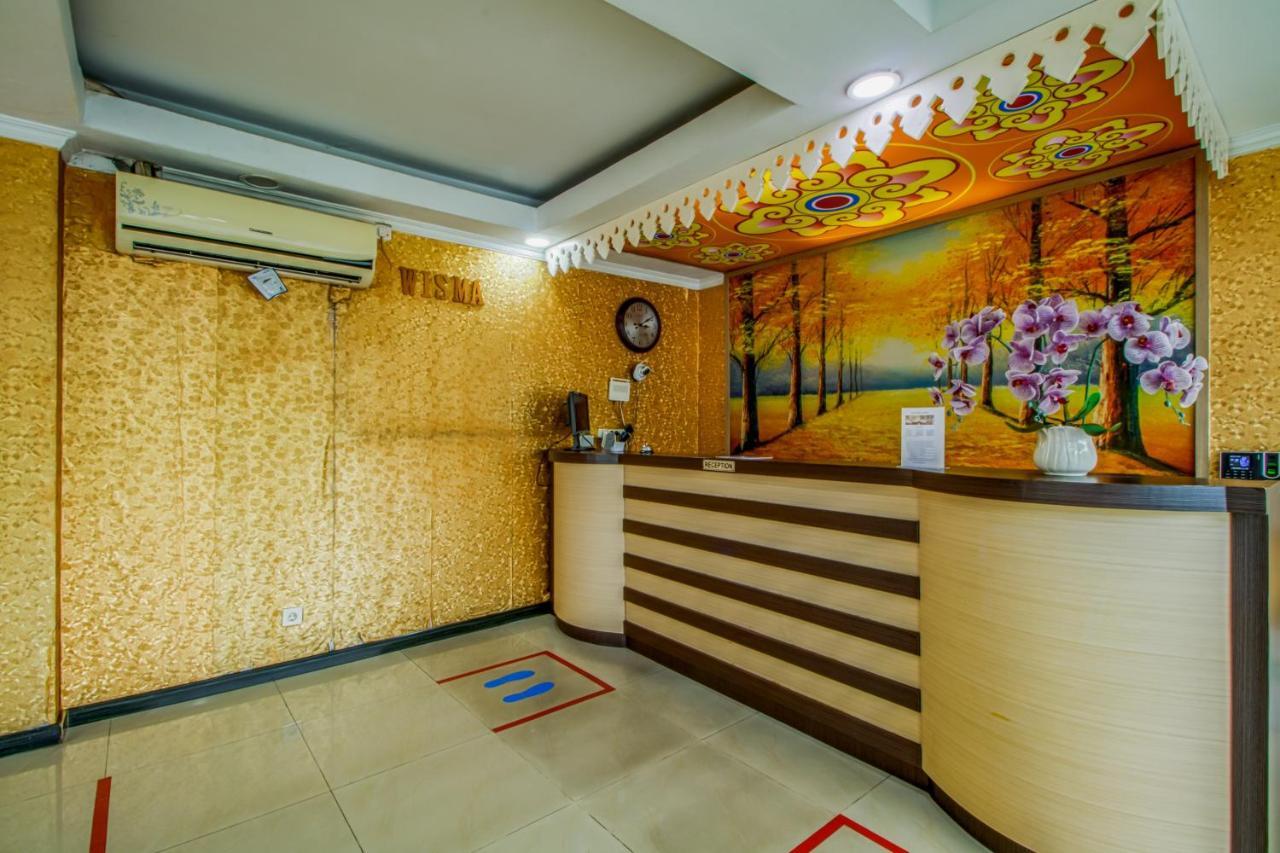 Suba Hotel Jakarta Exterior photo