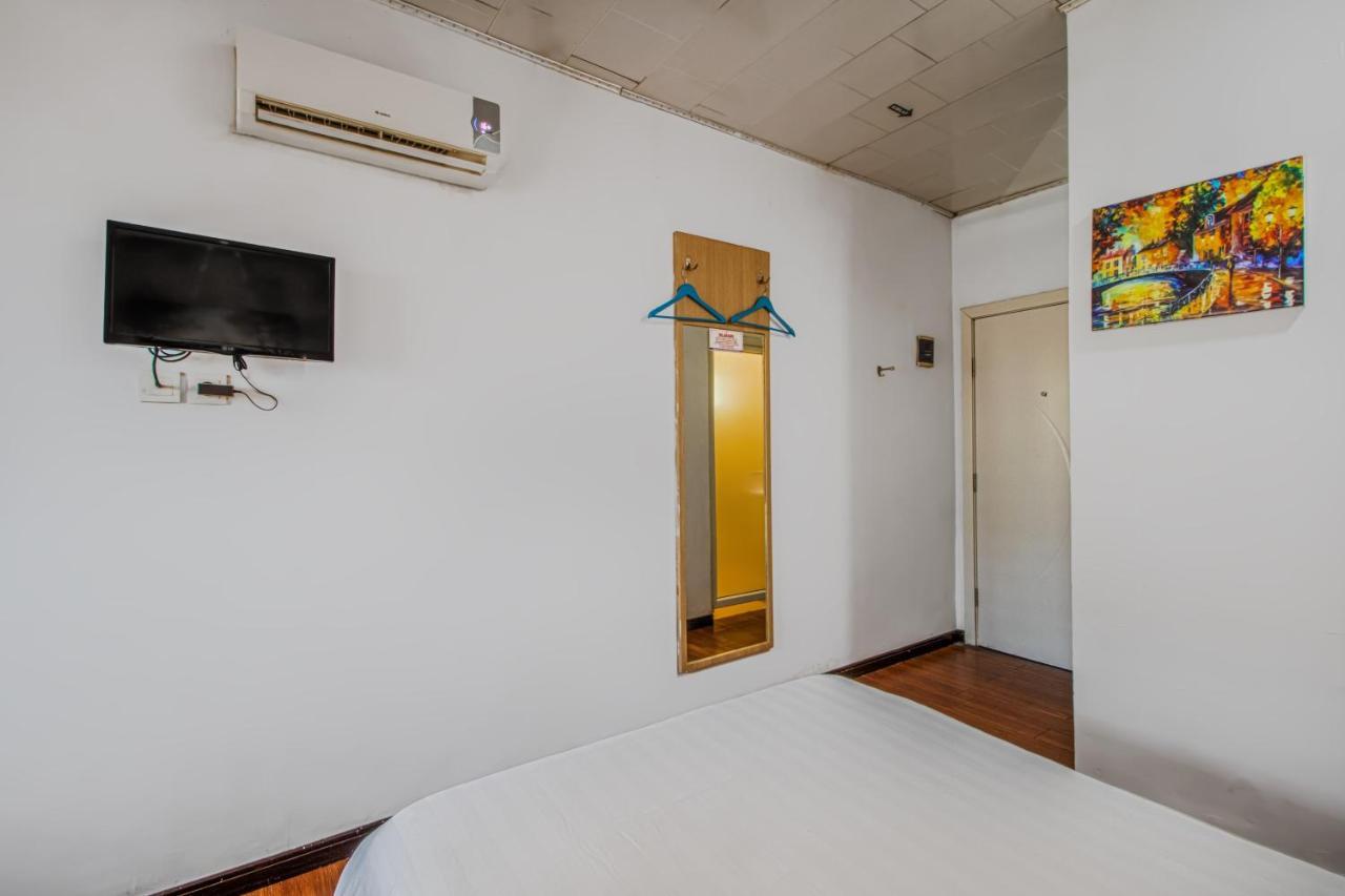 Suba Hotel Jakarta Exterior photo